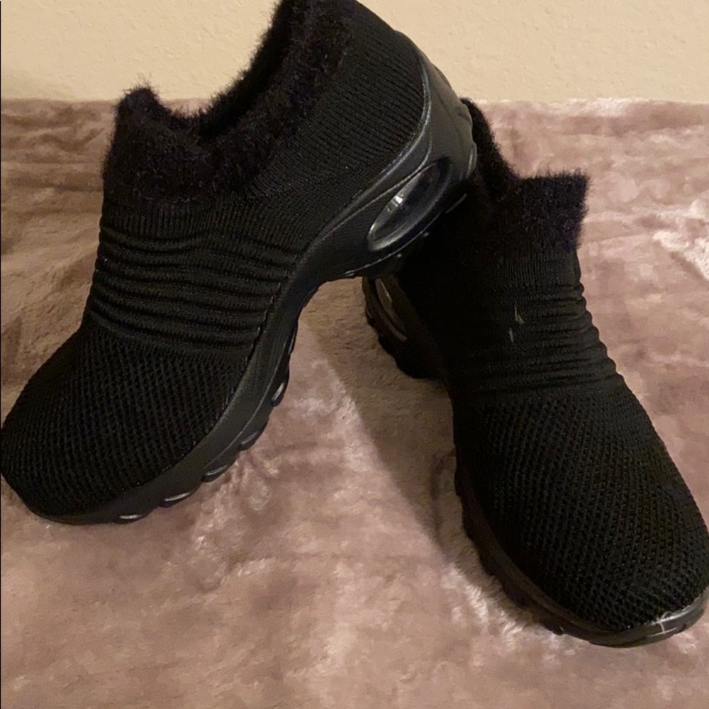 Black walking shoes
